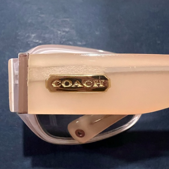 Coach sunglasses - Picture 3 of 4